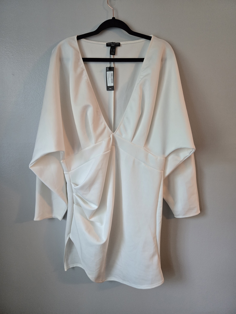 NWT PrettyLittleThing Plus White Plunge Kimono Dress Plus Size US 18 Ruched Mini